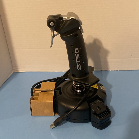 SAITEK ST50 USB Action Stick and Throttle - Picture 2 of 8
